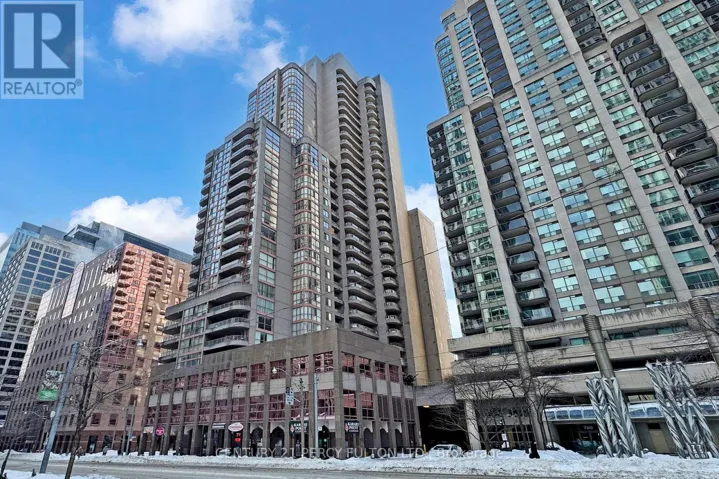 703 - 736 BAY STREET, Toronto (Bay Street Corridor), Ontario M5G2M4