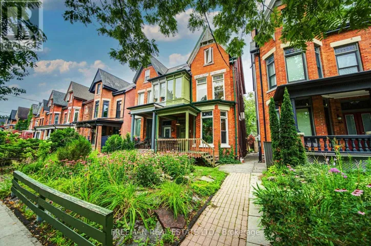 46 BRUNSWICK AVENUE, Toronto (University), Ontario M5S2L7