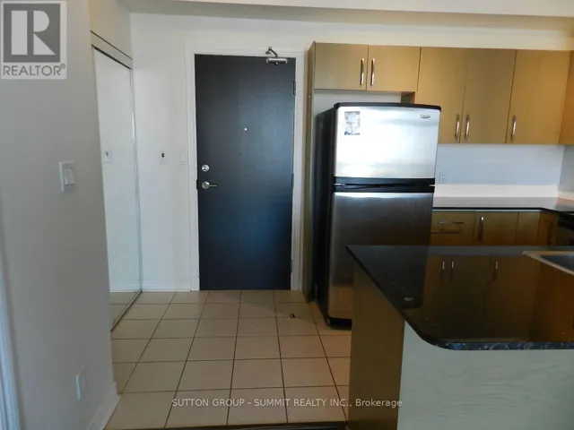 1003 - 3504 HURONTARIO STREET, Mississauga (City Centre), Ontario L5B1P2