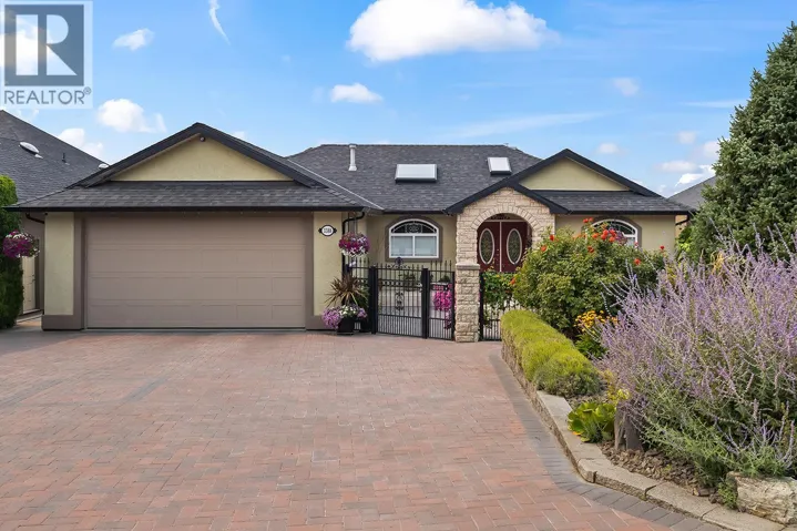 3388 Ridge Boulevard, West Kelowna, British Columbia V4Y2V6