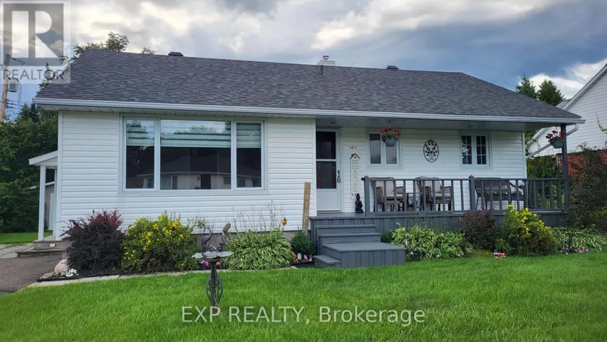 101 GRANT BOULEVARD, Renfrew, Ontario K7V2P3