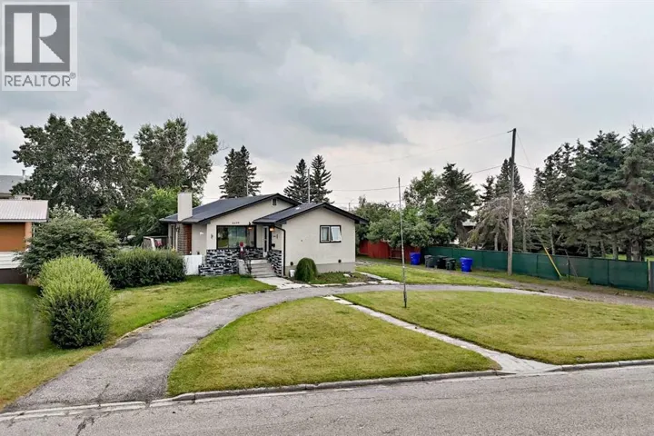 4609 52 Street, Olds, Alberta T4H1E8