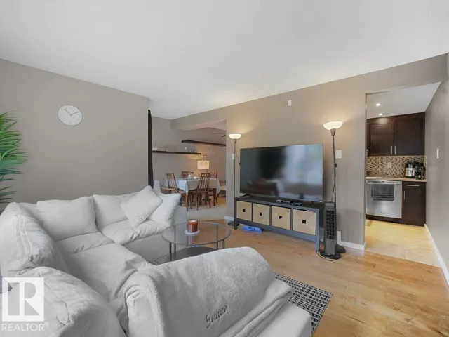34 AMBERLY CO NW, Edmonton, Alberta T5A2H9