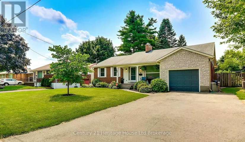98 MAUD STREET, Woodstock (Woodstock - South), Ontario N4S3Y6