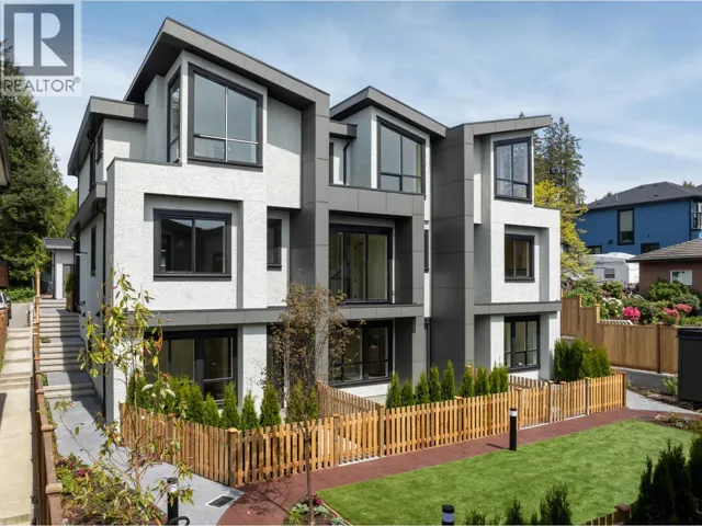 105 753 EDGAR AVENUE, Coquitlam, British Columbia V3K2J3
