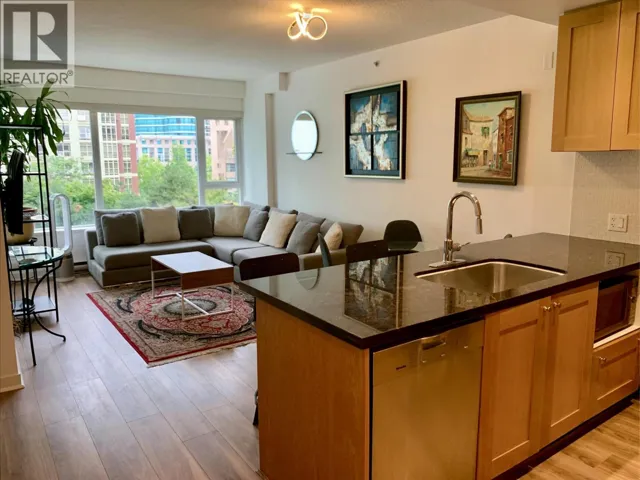 701 821 CAMBIE STREET, Vancouver, British Columbia V6B0E3