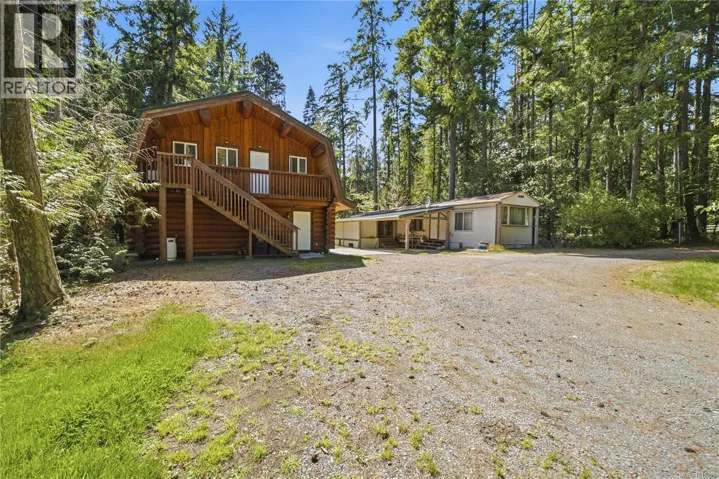 700 Fern Rd E, Qualicum Beach, British Columbia V9K1M4