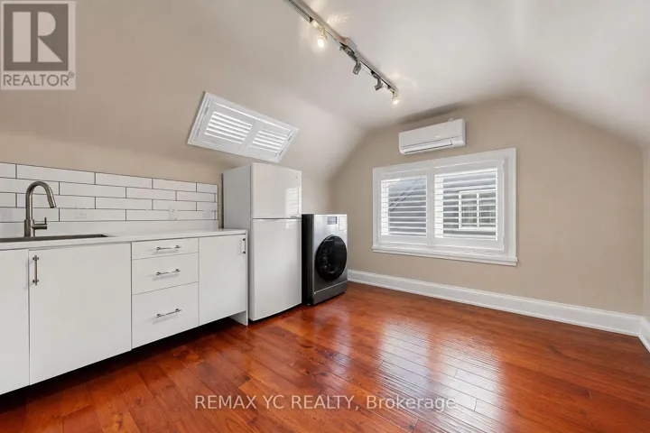 R1 - 99 SHEPPARD AVENUE E, Toronto (Willowdale East), Ontario M2N3A3