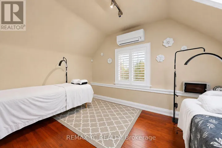 R2 - 99 SHEPPARD AVENUE E, Toronto (Willowdale East), Ontario M2N3A3