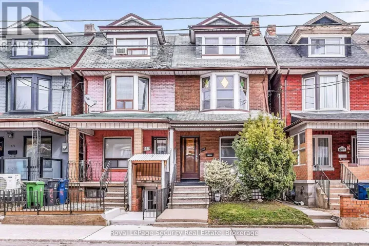 667 OSSINGTON AVENUE, Toronto (Palmerston-Little Italy), Ontario M6G3T6