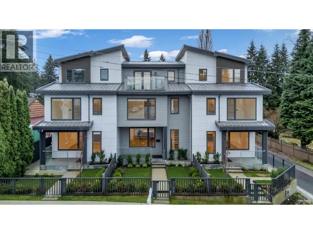102 706 SMITH AVENUE, Coquitlam, British Columbia V3J2W7