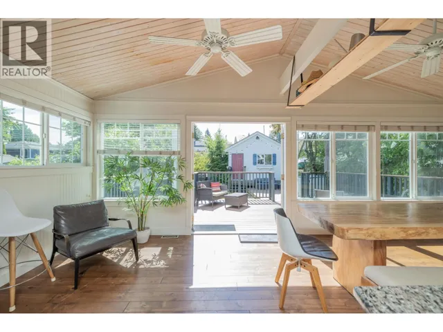 112 DURHAM STREET, New Westminster, British Columbia V3L1X1