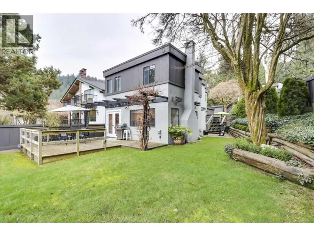 6590 NELSON AVENUE, West Vancouver, British Columbia V7W2A9