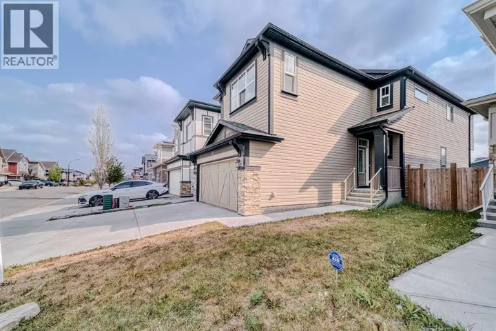 22 Sage Bluff Heights NW, Calgary, Alberta T3R0X9