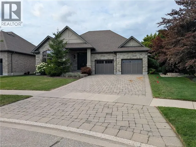 303 TERRACE WOOD Crescent, Kitchener, Ontario N2P0A8