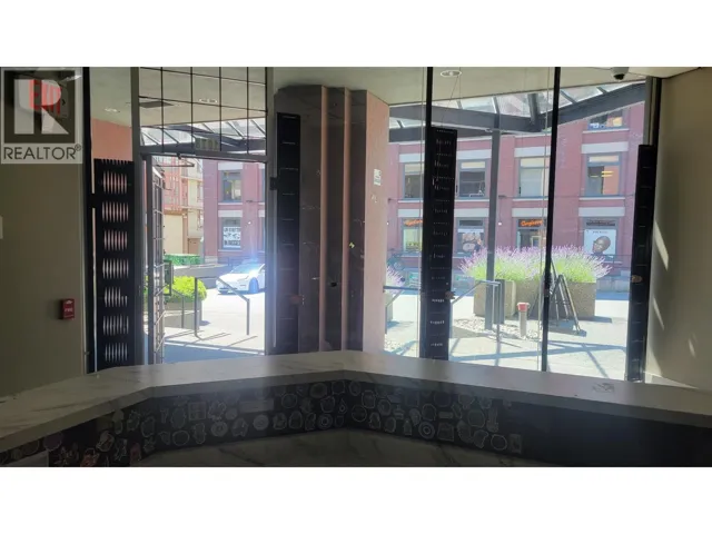 1078 MAINLAND STREET, Vancouver, British Columbia V6B2T4
