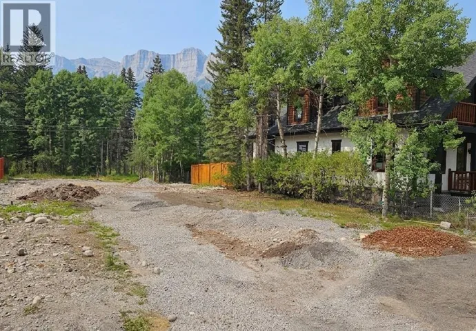 913 15 Street, Canmore, Alberta T1W1X2