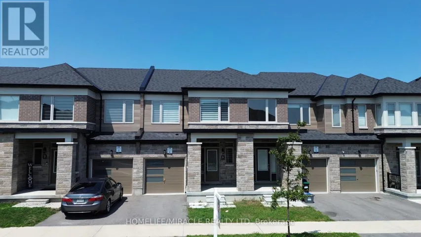 34 VALLEYBROOK ROAD, Barrie (Innis-Shore), Ontario L9J0L4