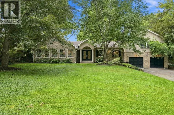 110 OLD ANCASTER Road, Dundas, Ontario L9H4G7