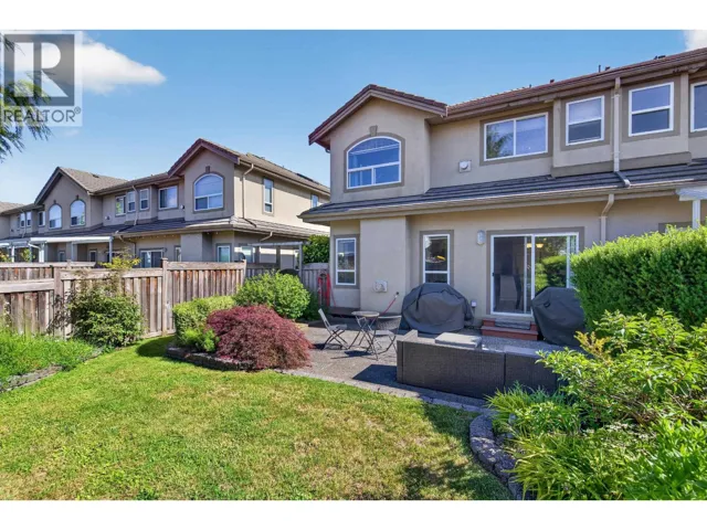 24 998 RIVERSIDE DRIVE, Port Coquitlam, British Columbia V3B7Y4