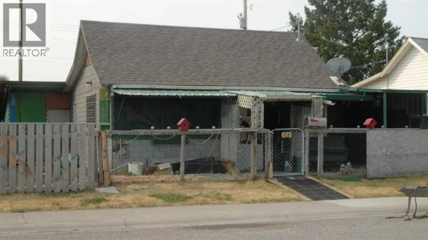 232 12, Fort Macleod, Alberta T0L0Z0