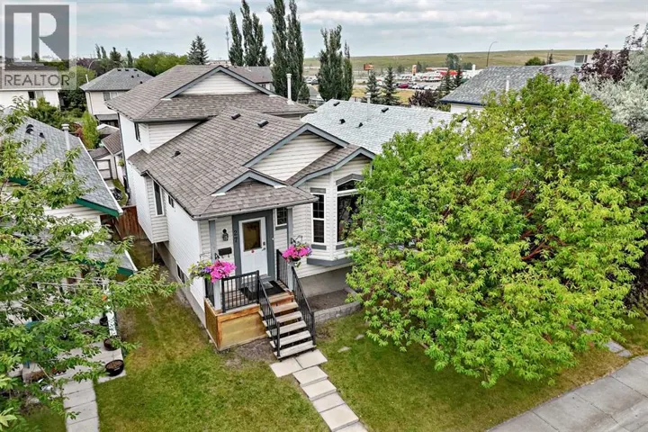27 Erin Meadow Crescent SE, Calgary, Alberta T2B3L5