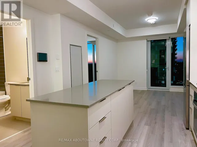 1405 - 3079 TRAFALGAR ROAD, Oakville (JM Joshua Meadows), Ontario L6H8C5