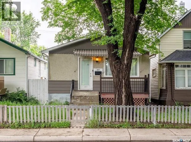 1827 Quebec STREET, Regina, Saskatchewan S4P1J6