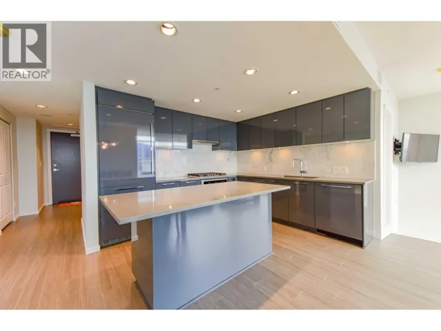 2808 6700 DUNBLANE AVENUE, Burnaby, British Columbia V5H0J3