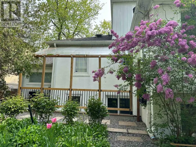 460 CHARTWELL ROAD, Oakville (OO Old Oakville), Ontario L6J4A5