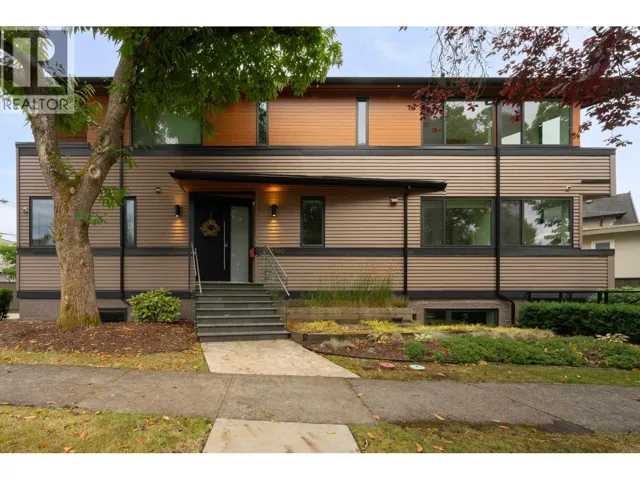 7380 ASHBURN STREET, Vancouver, British Columbia V5S2K9
