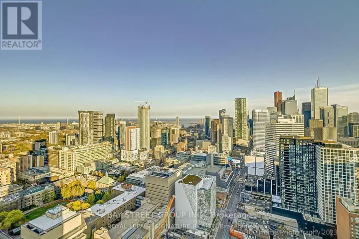 3907 - 386 YONGE STREET, Toronto (Bay Street Corridor), Ontario M5B0A5