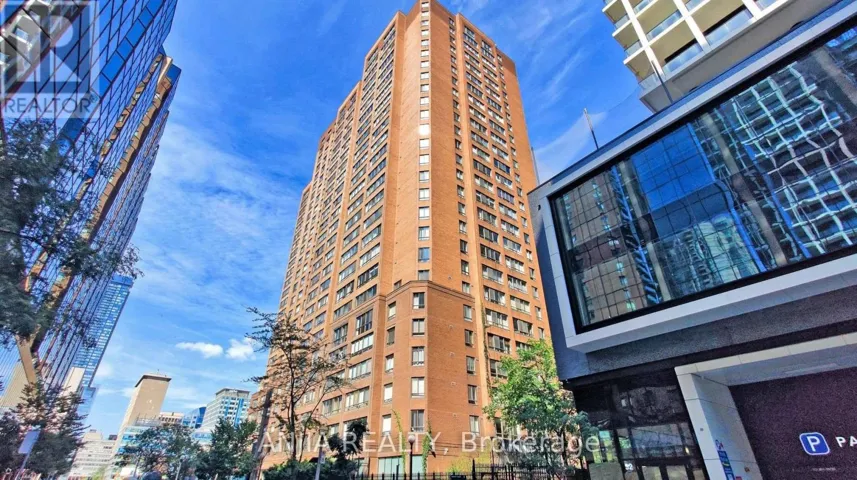912 - 633 BAY STREET, Toronto (Bay Street Corridor), Ontario M5G2G4