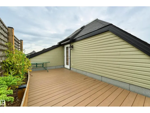 #307 9927 79 AV NW, Edmonton, Alberta T6E1R3