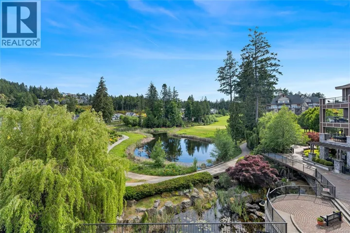 304 1325 Bear Mountain Pkwy, Langford, British Columbia V9B6T8