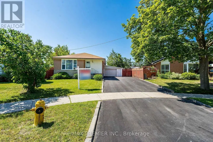 5 VALOIS COURT, Toronto (Thistletown-Beaumonde Heights), Ontario M9V2Z4