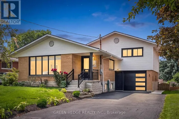 385 VILLAGE CRESCENT, Kitchener, Ontario N2M4V2
