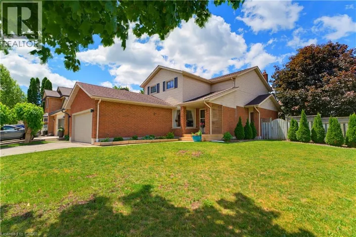 3 ALONA Avenue, Cambridge, Ontario N3C3Y5