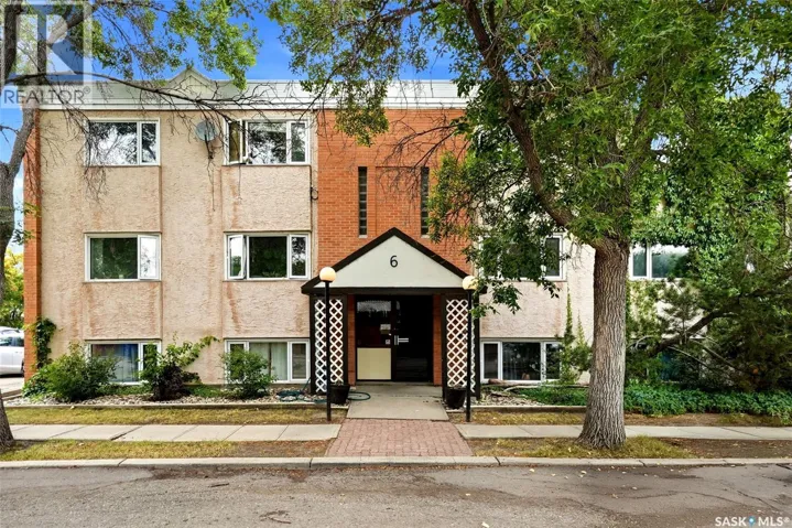 4 6 Neill PLACE, Regina, Saskatchewan S4N2V4