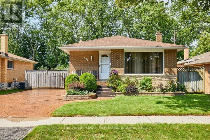 926 WALTON BOULEVARD, Whitby (Williamsburg), Ontario L1N3G5