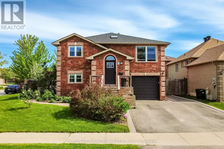 2 HEWITT PLACE, Barrie (Georgian Drive), Ontario L4M7B4