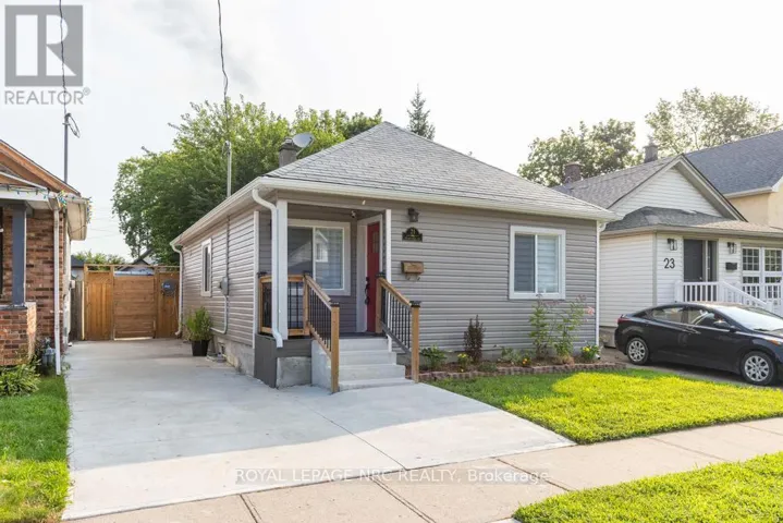 21 TRAPNELL STREET, St. Catharines (E. Chester), Ontario L2R1B1