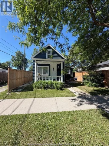 639 WATKINS, Windsor, Ontario N9C2Y5
