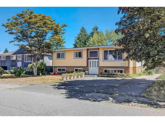9656 125 STREET, Surrey, British Columbia V3V4Y1