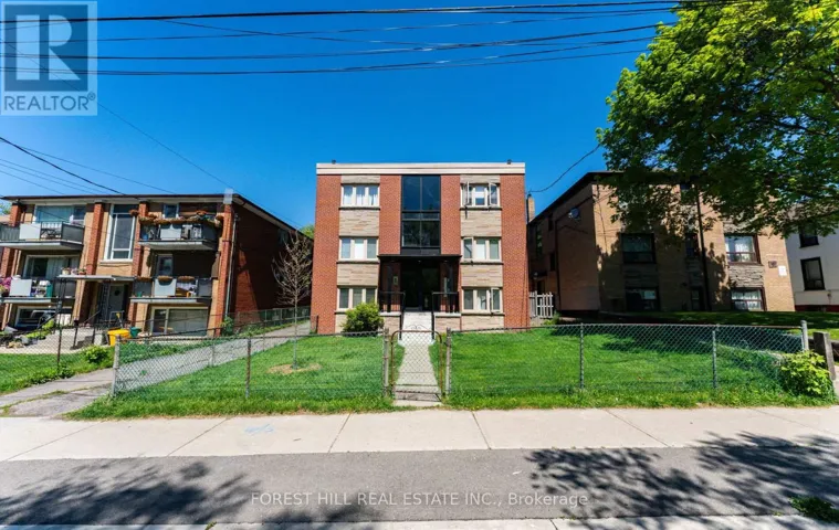 5 - 8 VICTORIA STREET, Toronto (Mimico), Ontario M8V1M6