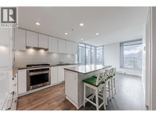2006 2388 MADISON AVENUE, Burnaby, British Columbia V5C0K8