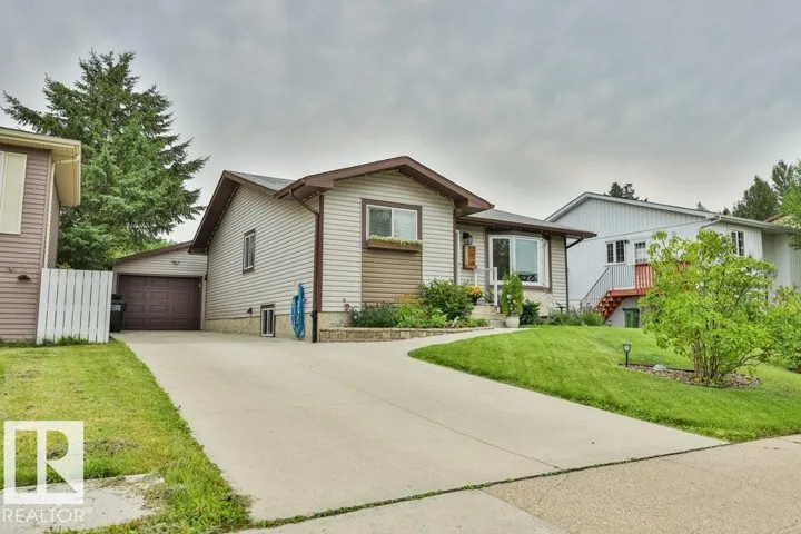 3727 45 ST NW, Edmonton, Alberta T6L3S6