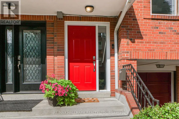 216 MILAN STREET, Toronto (Moss Park), Ontario M5A3Z6