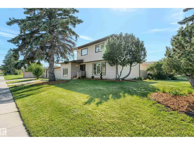 9328 168 ST NW, Edmonton, Alberta T5R2W3