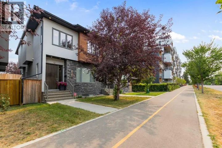 2020 37 Street SW, Calgary, Alberta T3E3A9